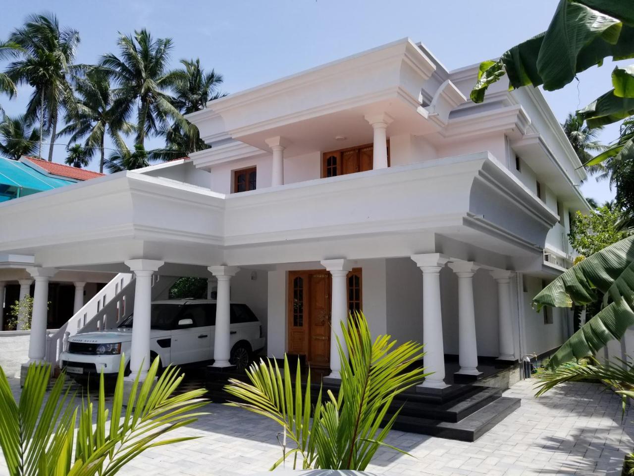 Luxury Villas Of Guruvāyūr Kültér fotó